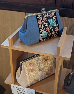 インド刺繍リボンのがま口 /soramomo