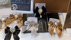 アンティークレヴェリークリップ/カムラアコ[Loc+o]